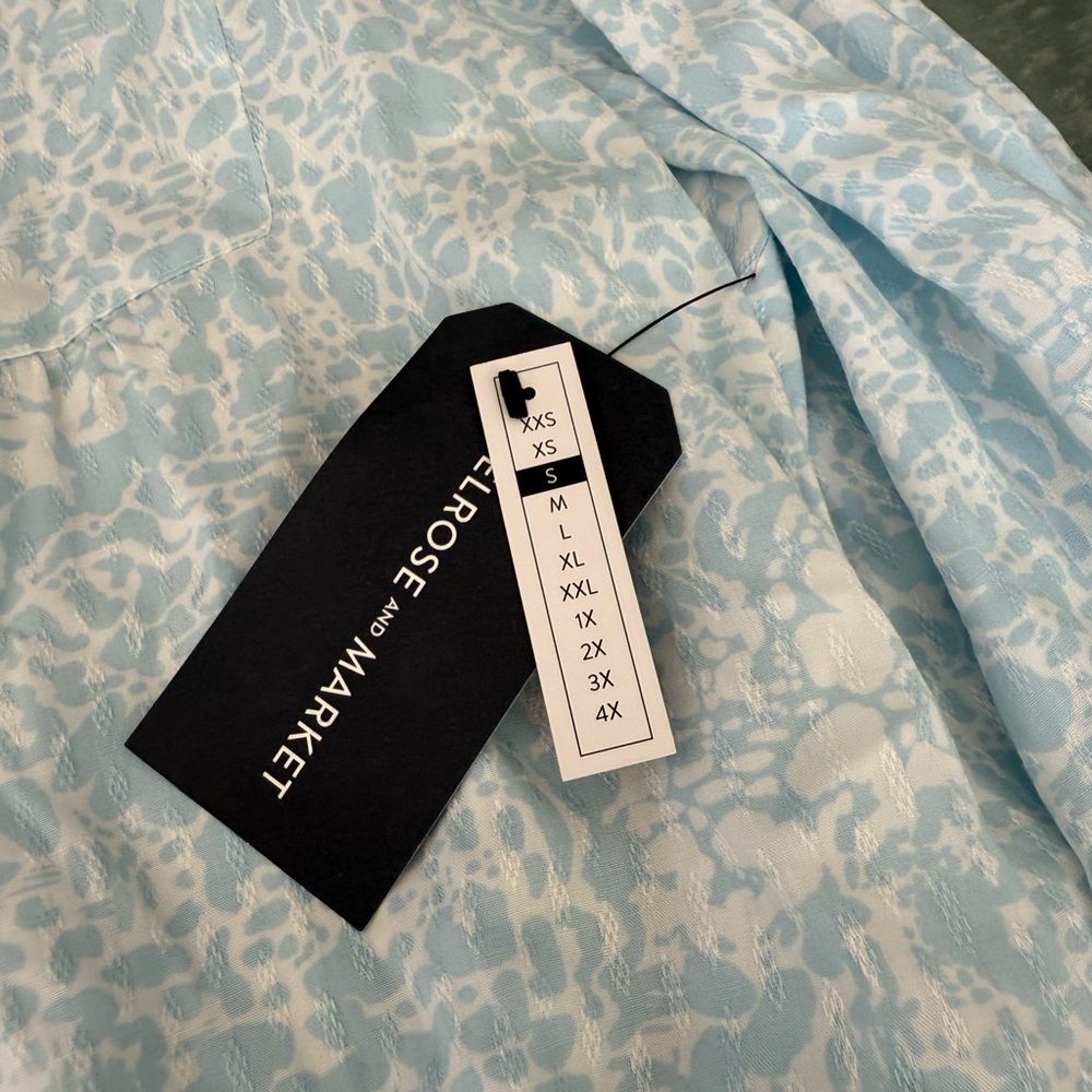 Melrose and Market Pastel Blue Floral Blouse NWT - Picture 6 of 8